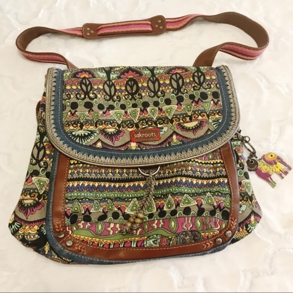 Sakroots Handbags - Sakroots Convertible Backpack & Crossbody Bag